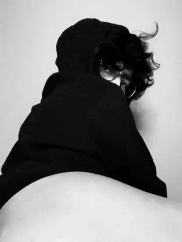 6illian femboy phone sex