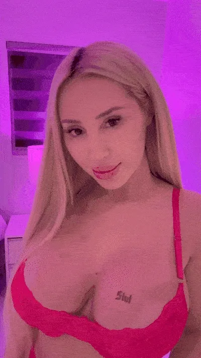 Amanda Baby humiliation 1