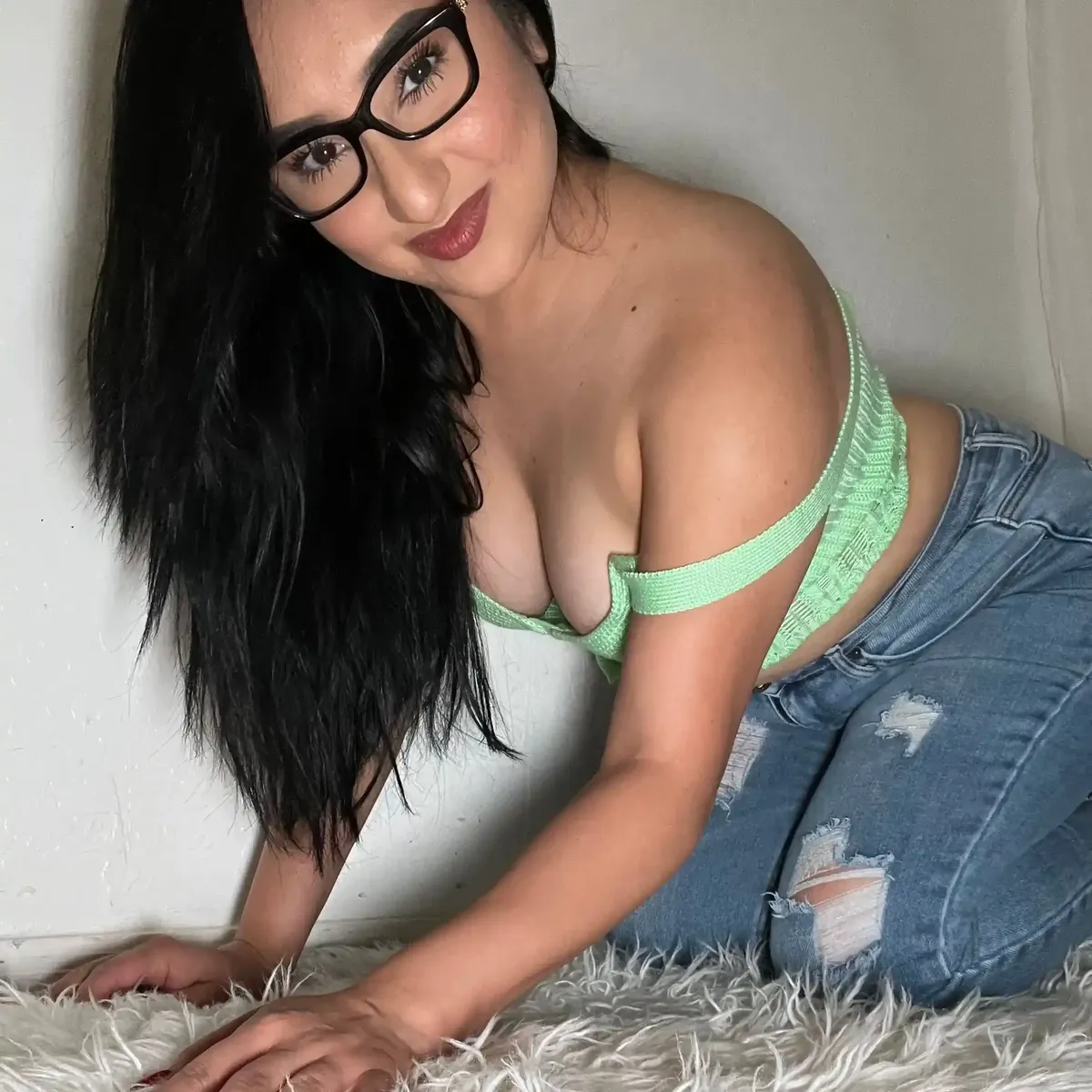 dosingoflove latina phone sex