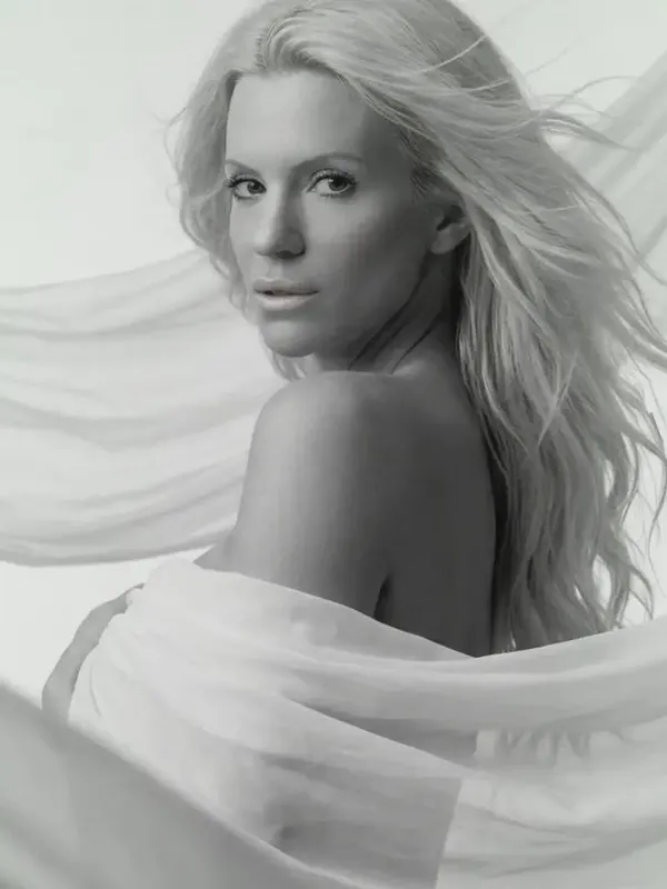 lynette 2