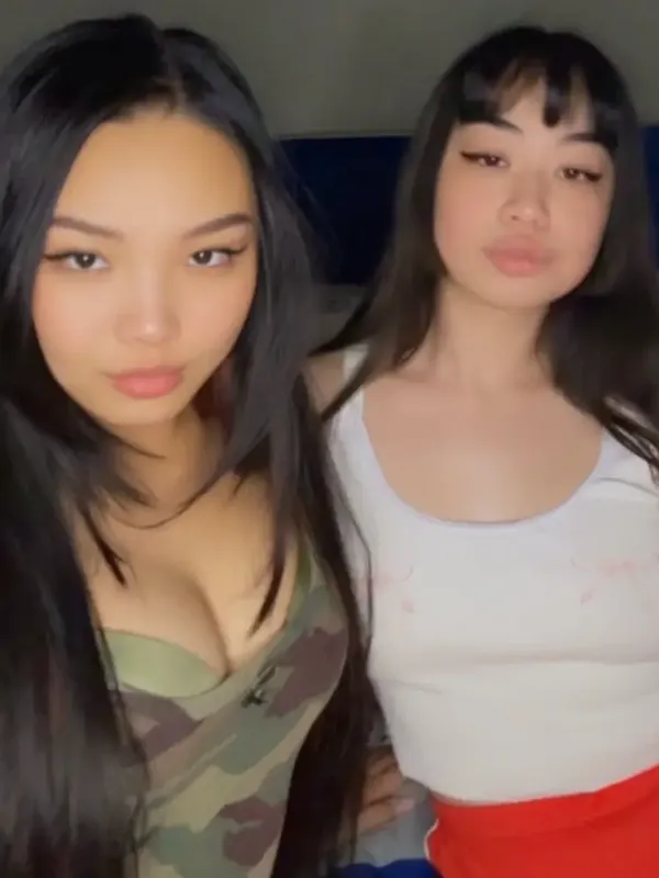 sakura duo asian girls 1