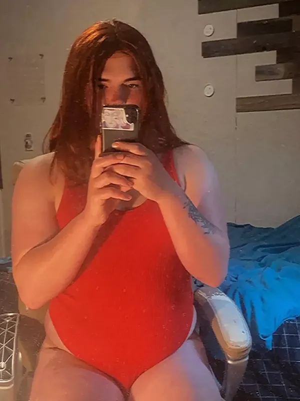 sissy Xxxdollxxx21 phone sex