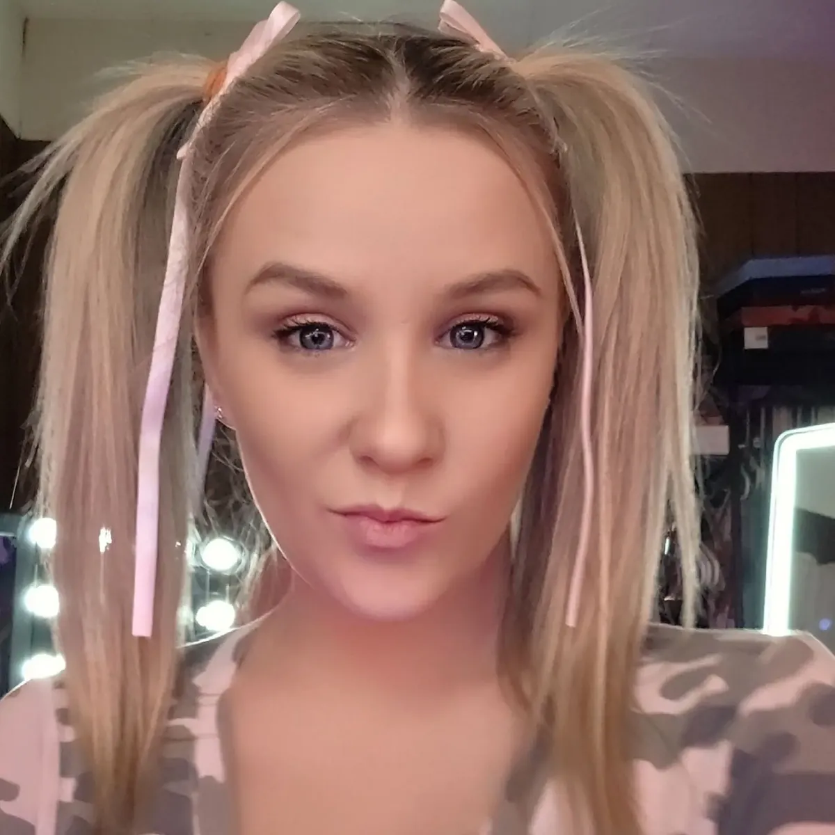 xxcamrenxx profile